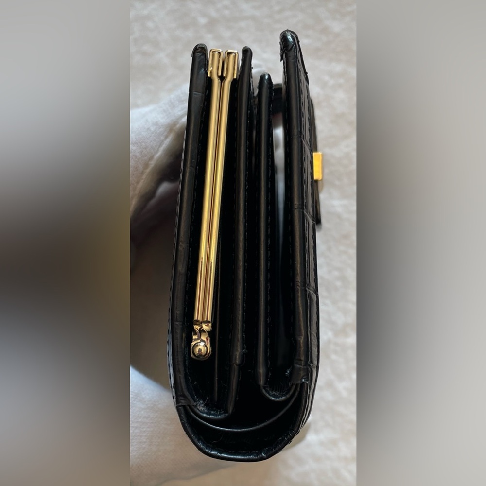 Givenchy Authentic Vintage Black Logo Textured Compact Wallet with Gold Hardware - Picture 4 of 16